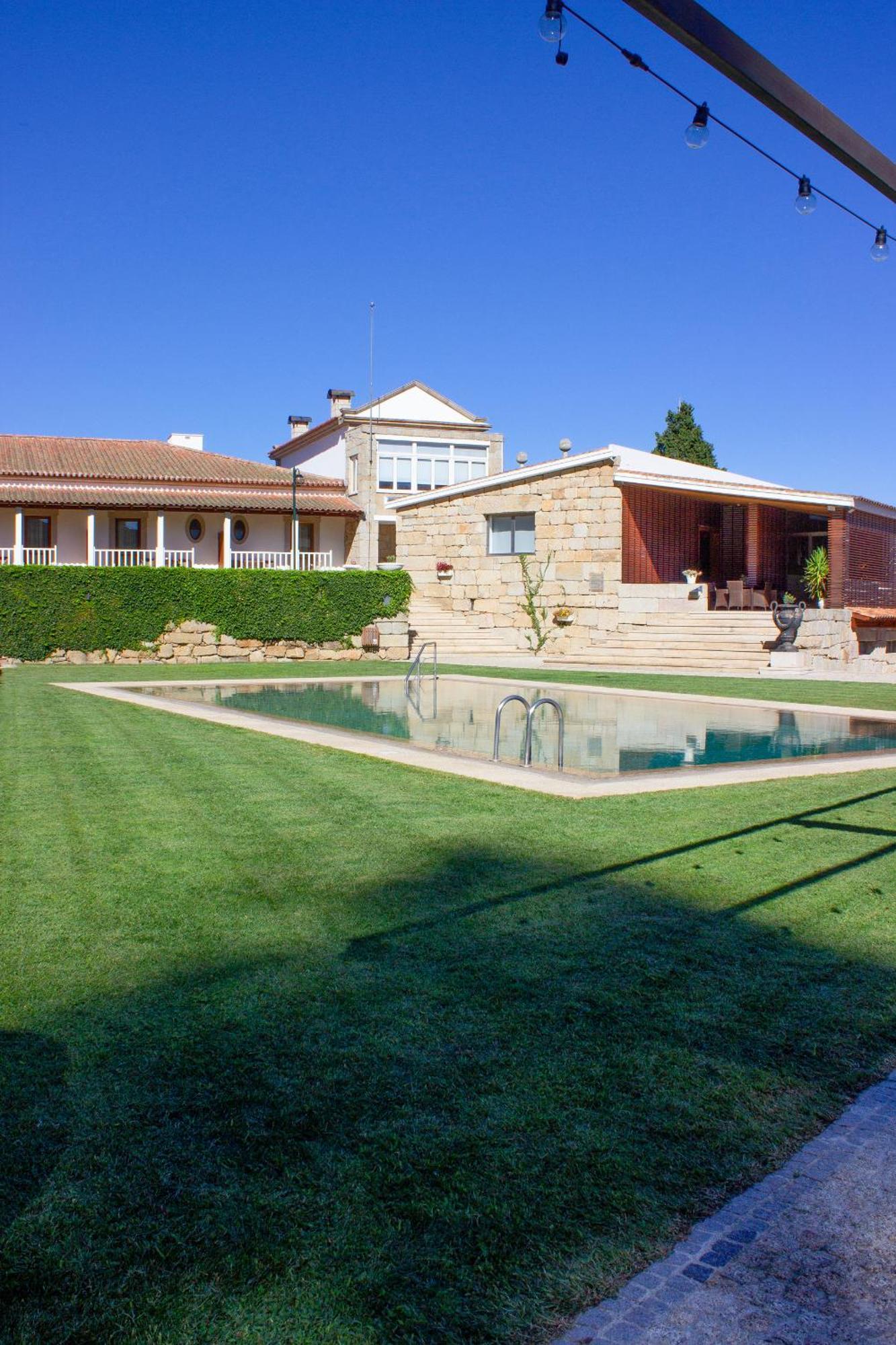 Hotel Rural Casa De Samaioes Chaves Exterior photo