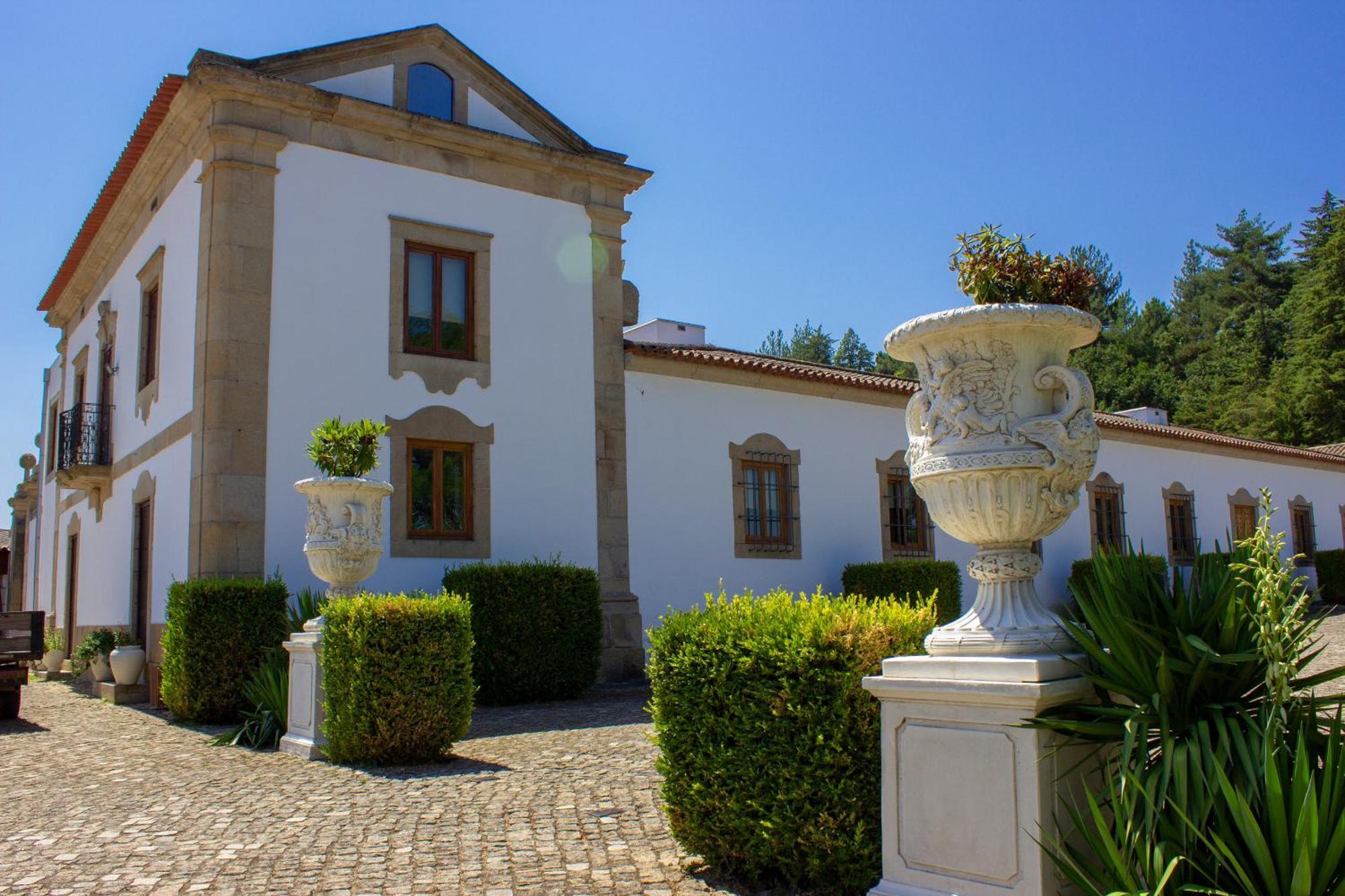 Hotel Rural Casa De Samaioes Chaves Exterior photo