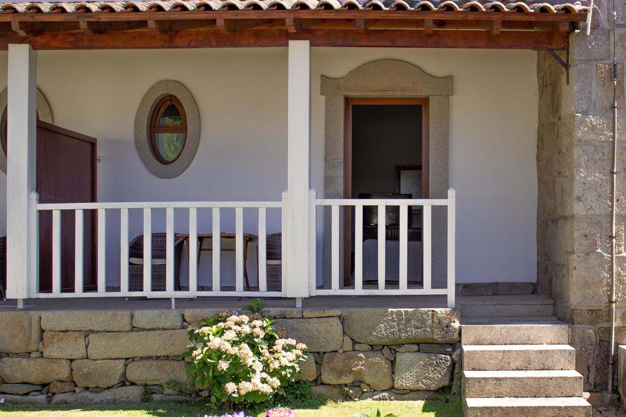 Hotel Rural Casa De Samaioes Chaves Exterior photo